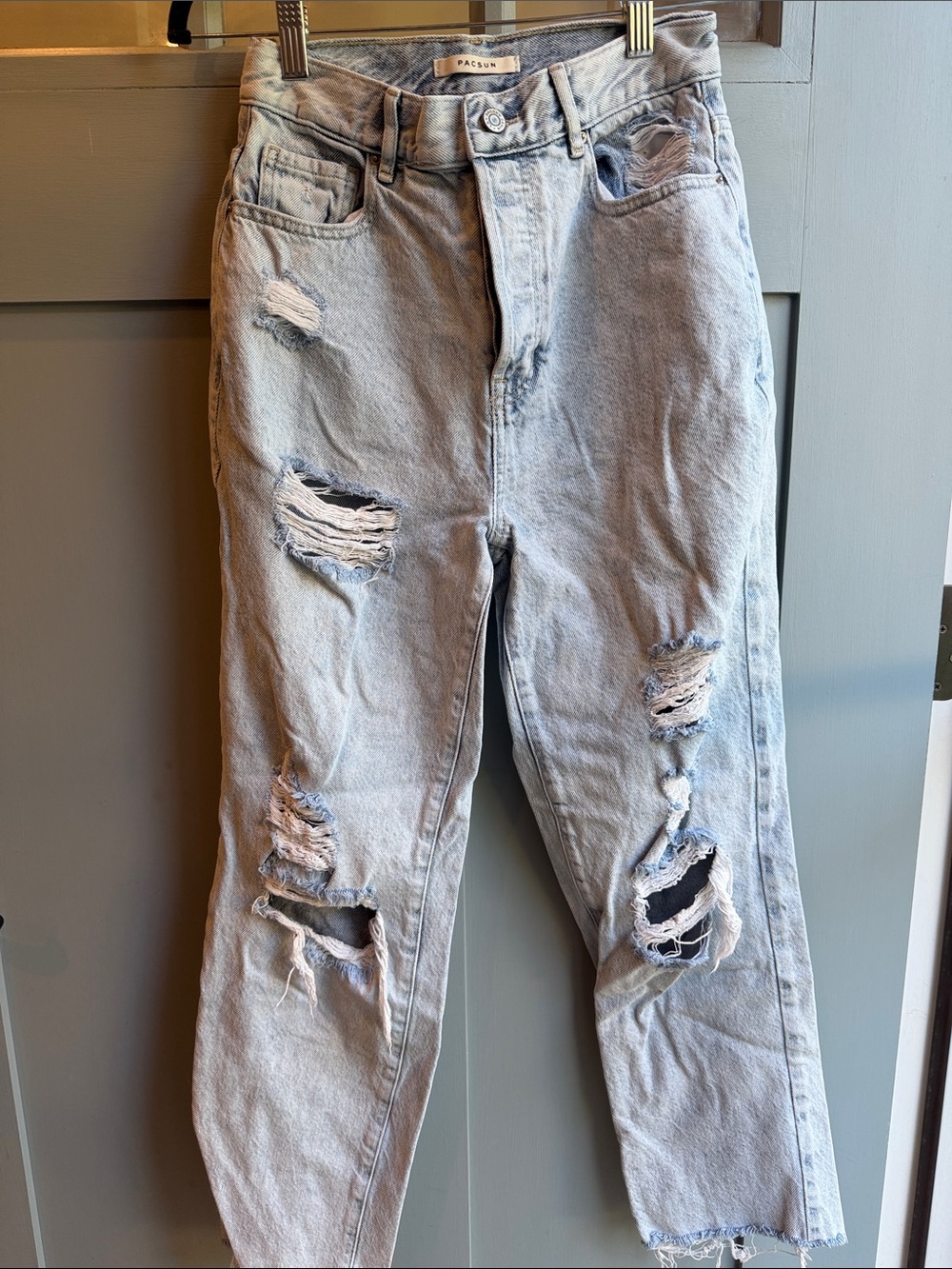 PacSun Light Blue Distressed Hi-Rise Straight Jeans Size 26